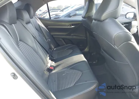 2021 Toyota Camry Se z USA, uszkodzony, nr VIN 4T1G11AK5MU556560